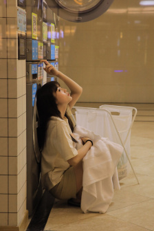 年轻的女学生3